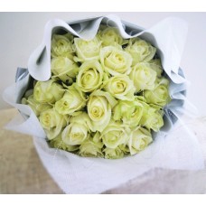 30 White Roses Bouquet
